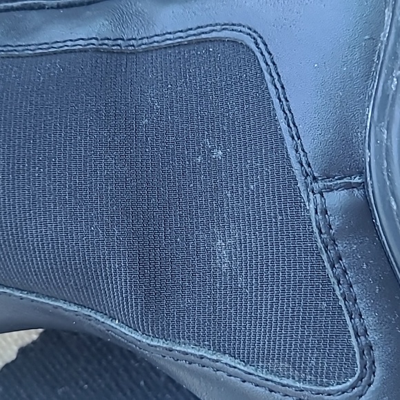 ZARA Leather Ankle Boots with Lug Sole - Picture 9 of 11